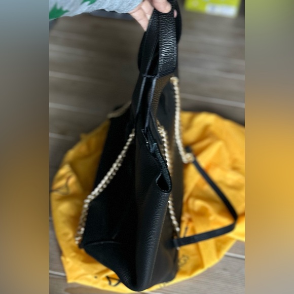 🎸VALENTINO BY MARIO VALENTINO 🎸🔥NWT🔥Sophie Medallion Leather Tote Bag - Picture 15 of 15